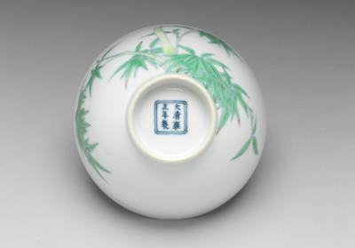 图片[3]-Teacup in doucai enamels with green bamboos decor, Qing dynasty, Yongzheng reign (1723-1735)-China Archive